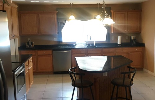 Deep Creek House | "Luxury Villa in Punta Gorda, FL - 4BD/3BA, Pool, Jacuzzi" Sandhill Cranes.