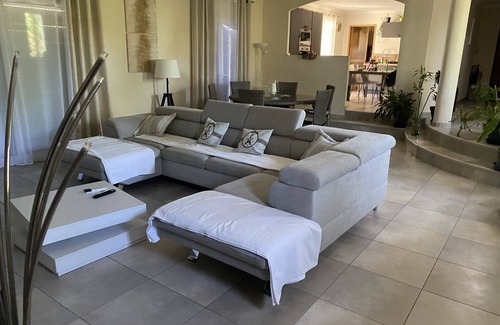 Langlade Villa | Luxury villa in the heart of Vaunage between Nîmes and the sea