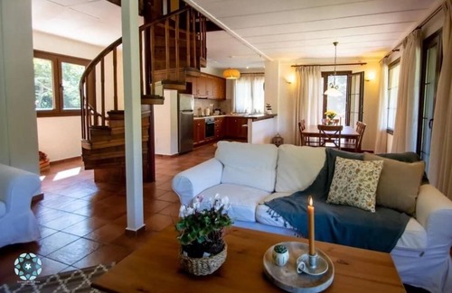 Troulos Villa | Luxury Villa Jasmine w Private Pool