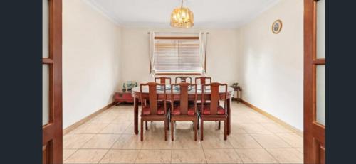 Strathfield Villa | Luxury villa next to university parks shops