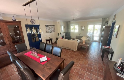 Vinuela House | Luxury villa with great views - private pool - large winter garden