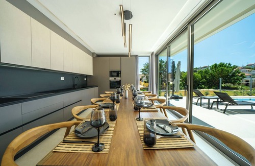 Makrys Tichos Villa | Luxury Villa with Private Pool/Walk to the Beach & Near Chania/Games Room