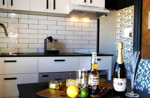 Finlayson Bed & Breakfast | Luxury villas overlooking Perlubie Beach on the Eyre Peninsula.