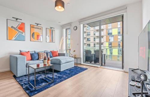 Wembley Park Apartment | Luxury Wembley Apt - 9 guests!