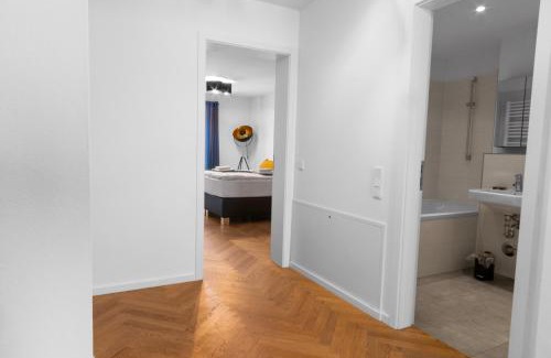 Innere Neustadt Apartment | Luxus im Zentrum für 6 Personen! 3 Zimmer, Balkon, WLAN, Parkplatz