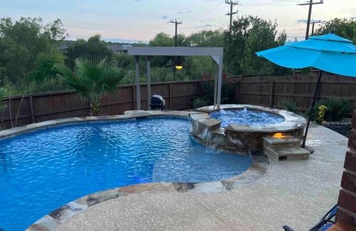 San Antonio Villa | Lxry 7BR, Heated Pool and Spa near attrns, St2