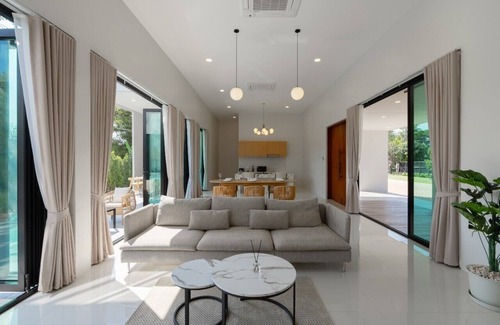 Nong Khai Villa | Lyntara Pool Villa Nongkhai