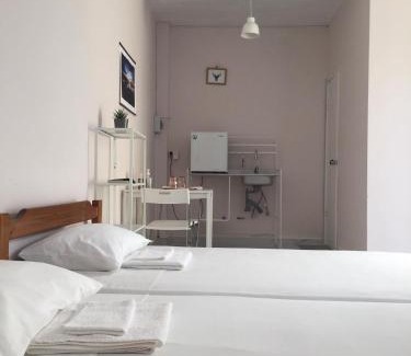 Agia Paraskevi Apartment | Lysandros Apartments in Athens, near the METRO