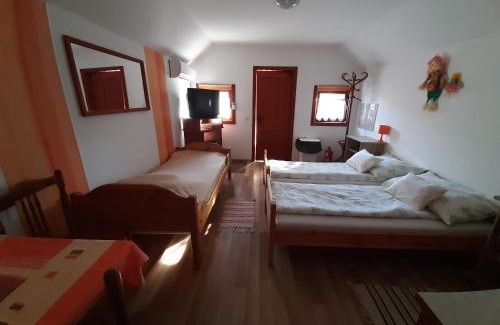 Fuzesgyarmat Apartment | Mátyás Vendégház