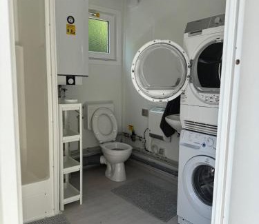Rutzenham Apartment | Möbilierter Wohncontainer für bis zu 2 Personen