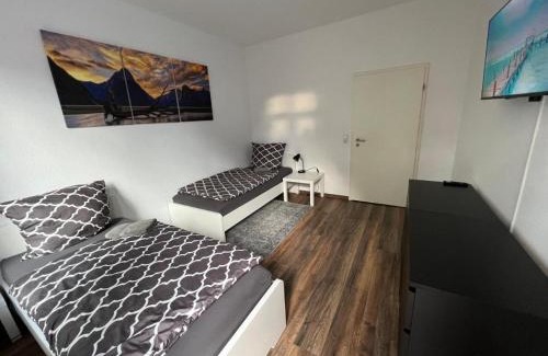 Ottersberg Apartment | Möblierte Wohnung mit ruhiger Terrasse in bester Lage für Feriengäste und beruflich Reisende AW12A-I