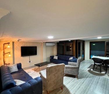 Kargıpınarı Villa | Müstakil Alt Kat Havuzlu Villa