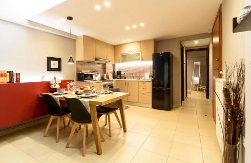 Omonia Apartment | M&D Luxury Suites in central Athens