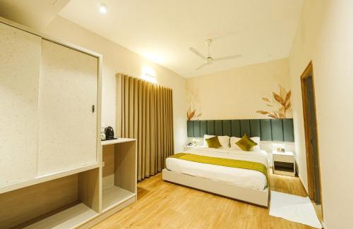 Maradu Hotel | M Suites And Hotel
