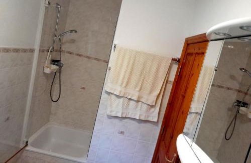 Tourmakeady House | M042 Teach Trianlair