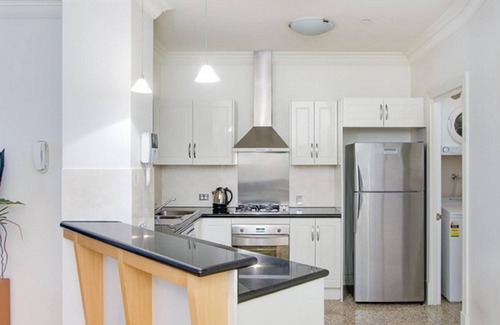 Brisbane Central Business District Apartment | Macarthur Chambers
