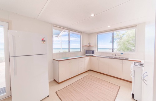 Thevenard Island Hotel | Mackerel Islands