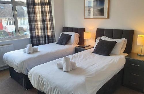 Filton House | Mackie House by Cliftonvalley Apartments