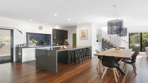 Macmasters Beach House | Macmasters Coastal Retreat - Heated Pool