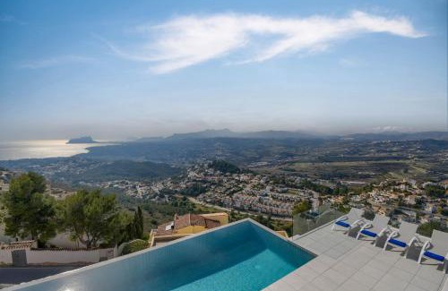 Cumbre del Sol Villa | Madi by Aguilarent