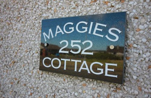 Dunseverick House | Maggies Cottage