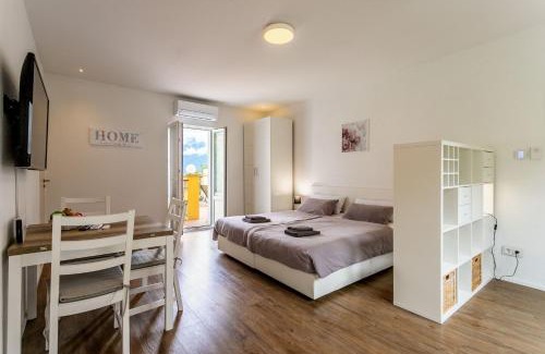 Stazzona Apartment | Magic Terrace With Lake View