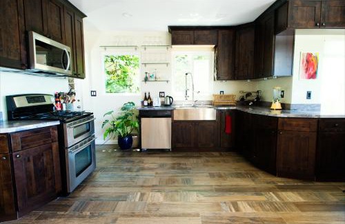 Piedmont Pines House | Magical Bay View in Oakland Hills