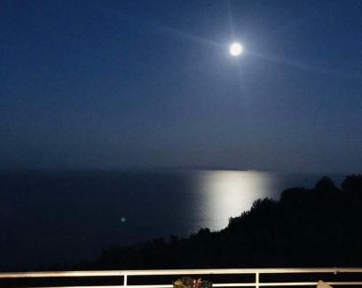 Livadi Apartment | Magical Dawn from Leonidio to Tyros