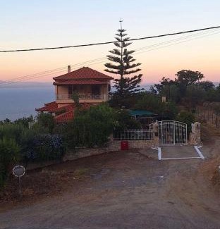 Livadi Apartment | Magical Dawn from Leonidio to Tyros