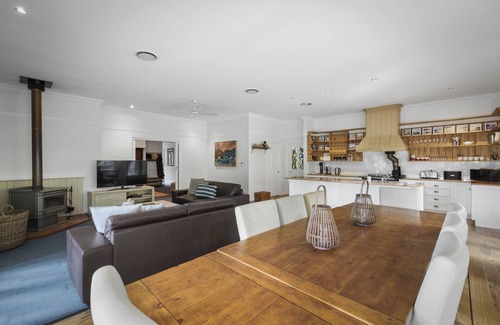 Lucaston House | Magical Lucindale - 4 Bedroom House