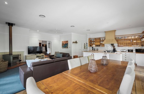 Lucaston House | Magical Lucindale - Gorgeous 4 Bedroom House - Lucaston