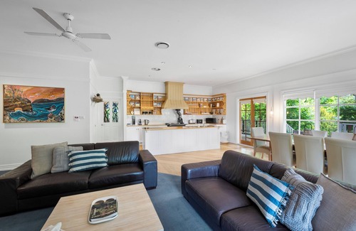 Lucaston House | Magical Lucindale - Gorgeous 4 Bedroom House - Lucaston