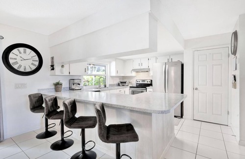 North River Shores House | Magical pool house in Stuart!