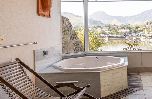Caieira House | Magnífica Casa, com Praia Particular, em Angra