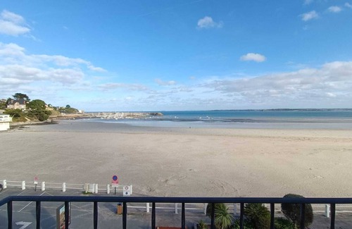 Saint-Cast-le-Guildo Villa | Magnificent beachfront villa