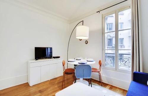 Epinettes Apartment | Magnificent Apartment - 1BR 4P - Sacré-C ur