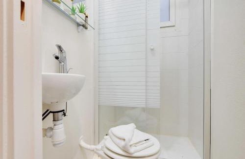 Epinettes Apartment | Magnificent Apartment - 1BR 4P - Sacré-C ur