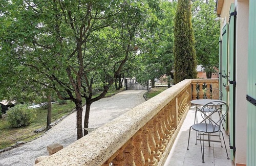 Faucon Cottage | Magnificent, charming gîte de tourisme at the foot of Mont Ventoux