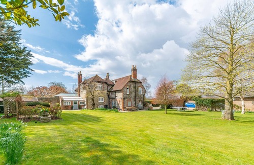 Ford House | Magnificent country house near Goodwood