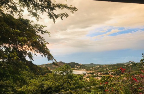 Las Pampas House | Magnificent Views! See & Hear the Surf! Infinity Pool! Pure Paradise!