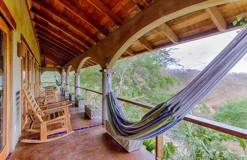 Las Pampas House | Magnificent Views! See & Hear the Surf! Infinity Pool! Pure Paradise!