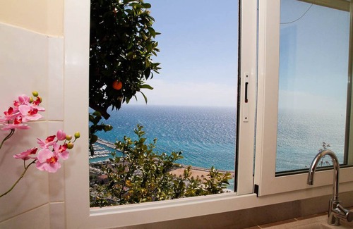 Menton Villa | Magnificent villa in a spectacular setting with 360° views of the Mediterranean
