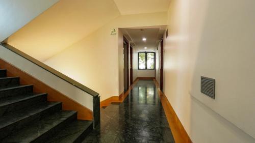 Kalyani Nagar Bed & Breakfast | Magnus Riverside Kalyani Nagar