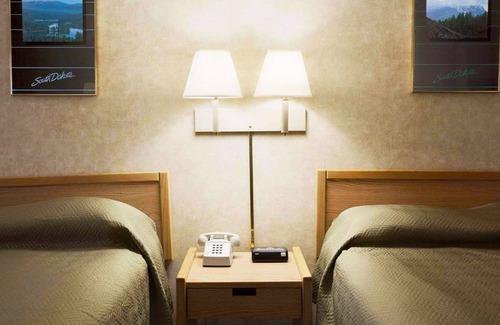 Keystone Hotel | Magnuson Grand Rushmore View