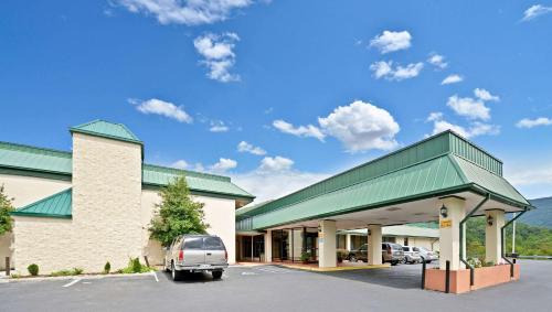 Covington Hotel | Magnuson Hotel Mountain View