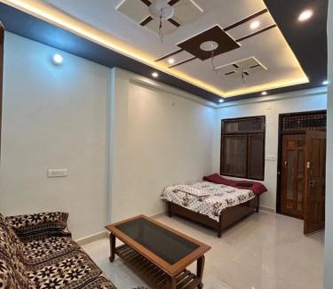 Jhusi House | Mahadev Mahakumbh Homestay Inn