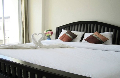 Pho Sadet Hotel | Maharaj Grand