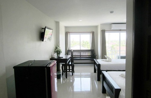 Pho Sadet Hotel | Maharaj Grand