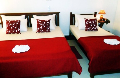 Tennekumbura Hotel | Mahaweli Regent Hotel