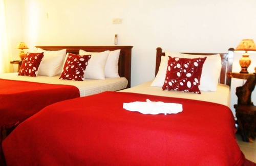 Tennekumbura Hotel | Mahaweli Regent Hotel